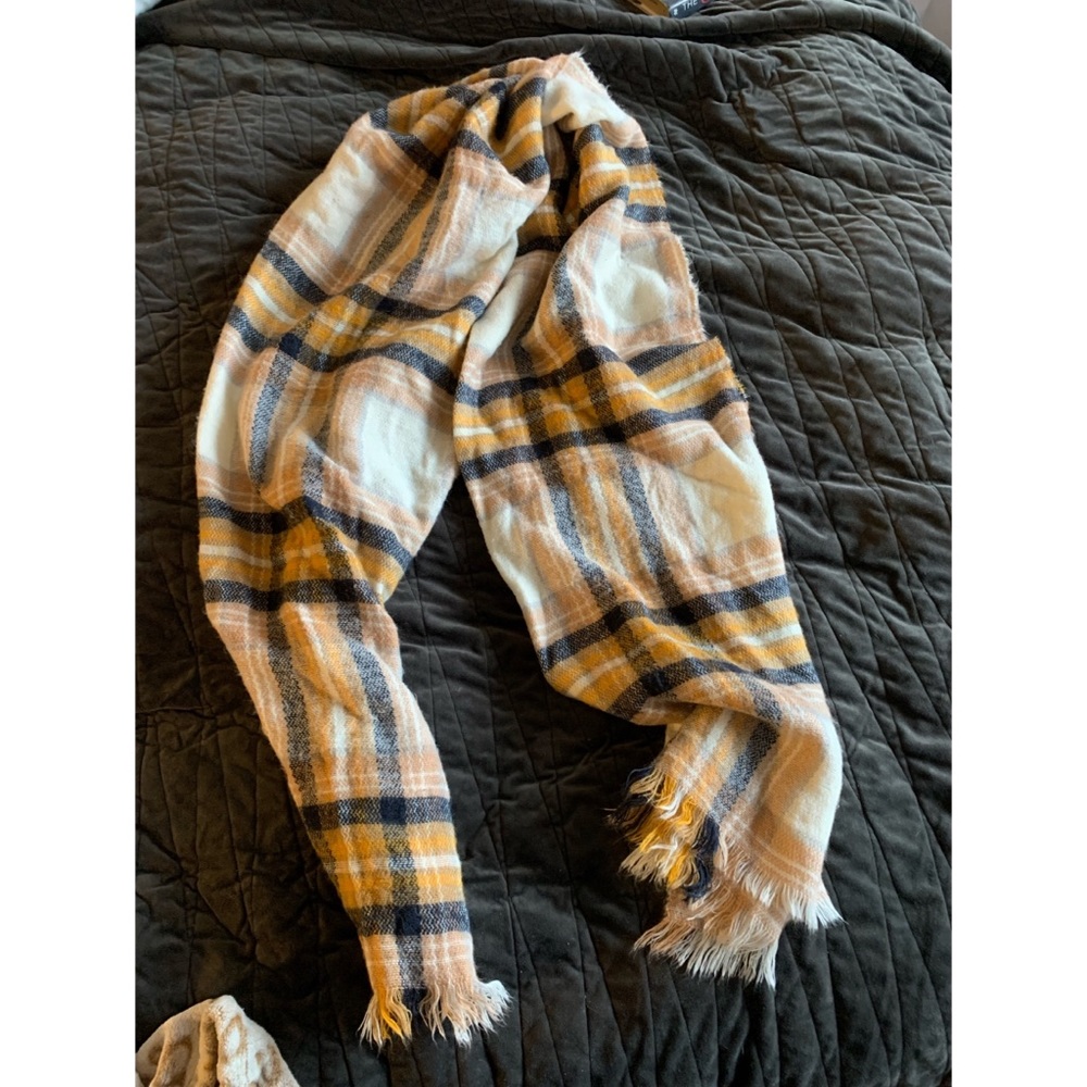 Plaid scarf